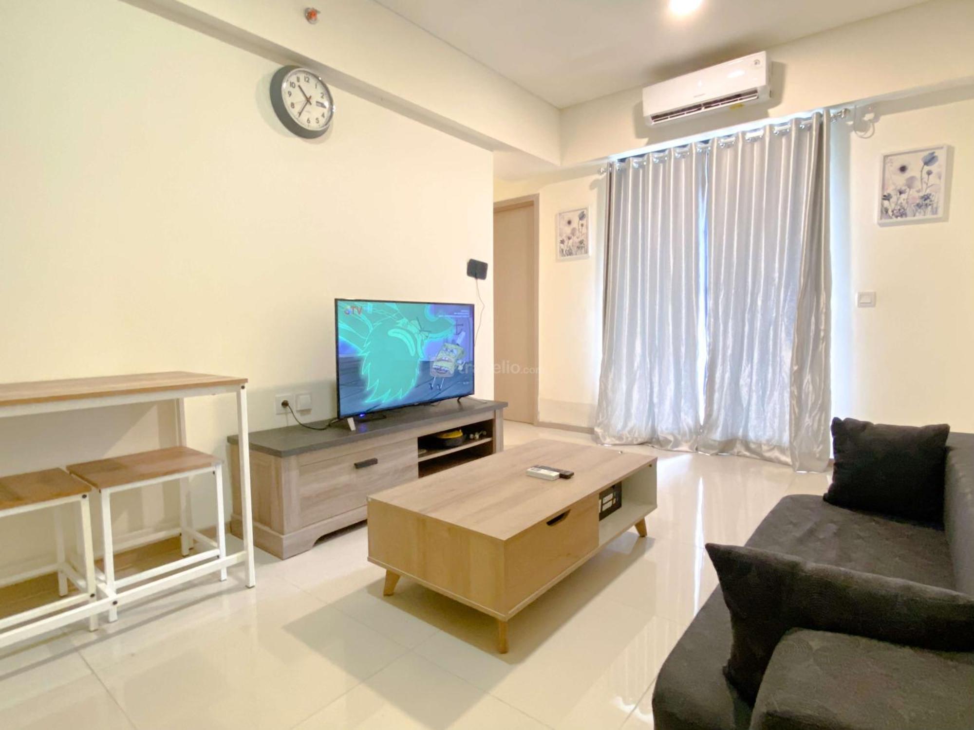 Comfortable Living 2Br At Meikarta Apartment By Travelio Cikarang Exterior photo